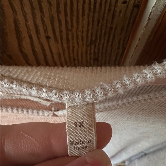 Soft Surroundings Beige V-Neck long sleeve - Picture 3 of 6